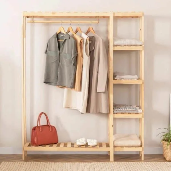 Kleiderschrank aus Holz mit 1 Fach | 130 cm