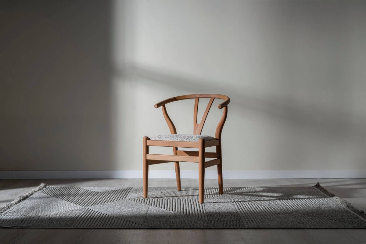 Massivholz Stuhl mit Rückenlehne – Skandinavisches Design – Bild 3