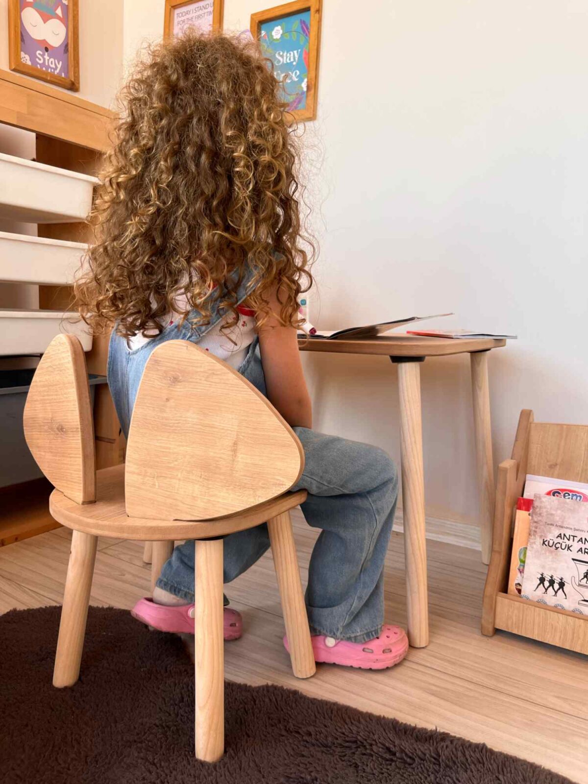 Kinder Tisch- und Stuhl-Set aus Holz -Montessori Design „Elefant“ (1 Tisch + 1 Stuhl, ab 2–6 Jahre) – Bild 2