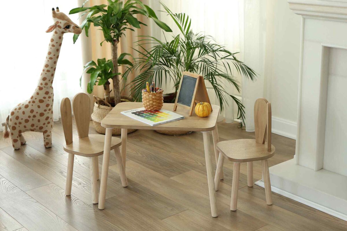 Kinder Tisch- und Stuhl-Set aus Holz -Montessori Design „Kaninchen“ (1 Tisch + 1 Stuhl, ab 2–6 Jahre) – Bild 4