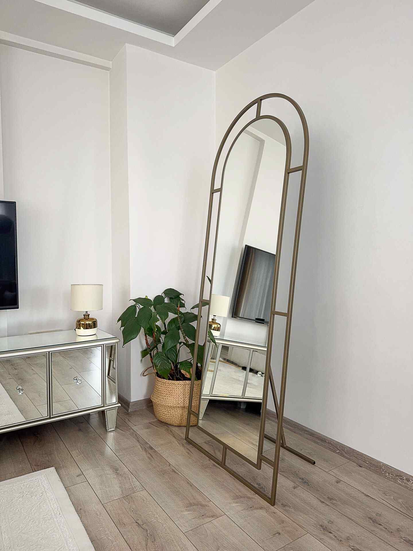 Dekorativer Standspiegel in 4 Farben | 180x70 cm – Bild 11