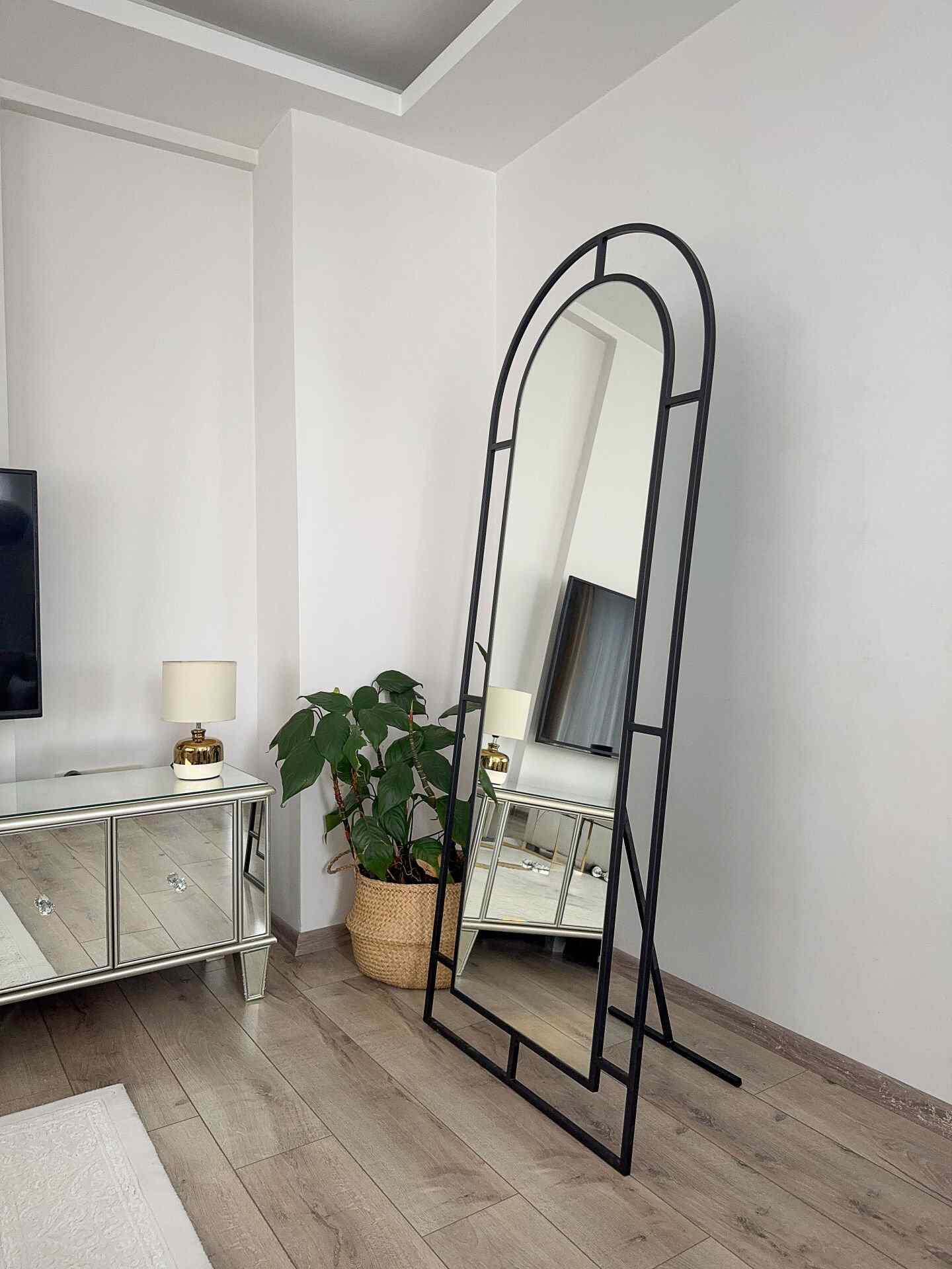 Dekorativer Standspiegel in 4 Farben | 180x70 cm – Bild 5