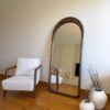 Oval Standspiegel aus Kiefernholz – 180x80 cm