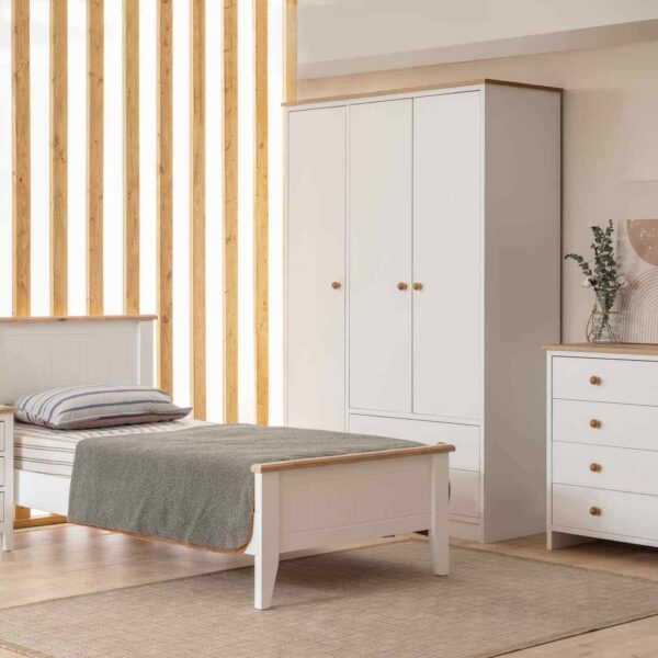 UREN MODERNES BETT