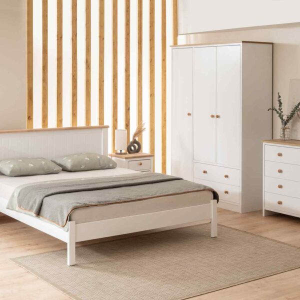 Alternative view of BLINK MODERNES LANDHAUS-BETT