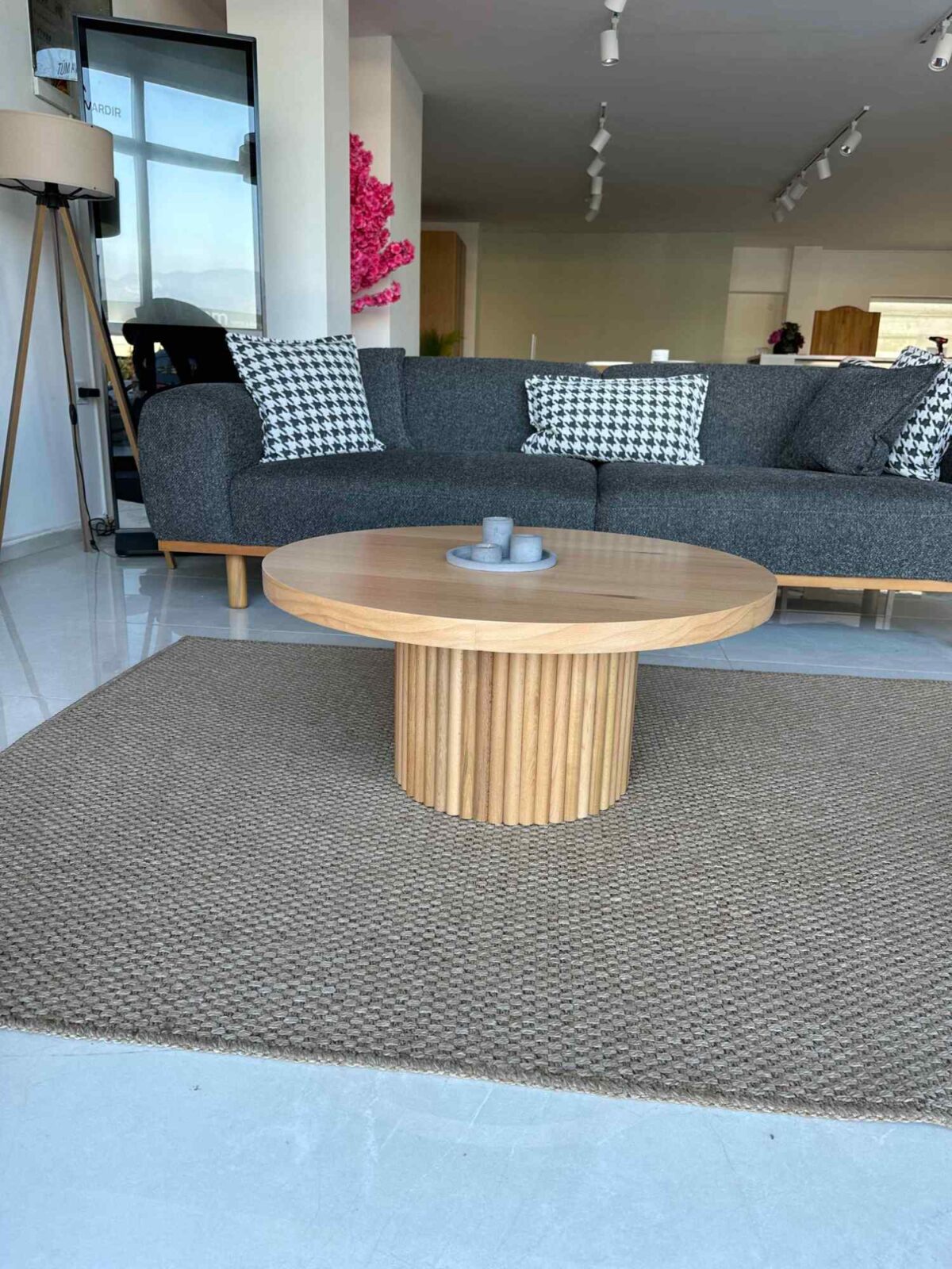 SHERION COUCHTISCH – Bild 6